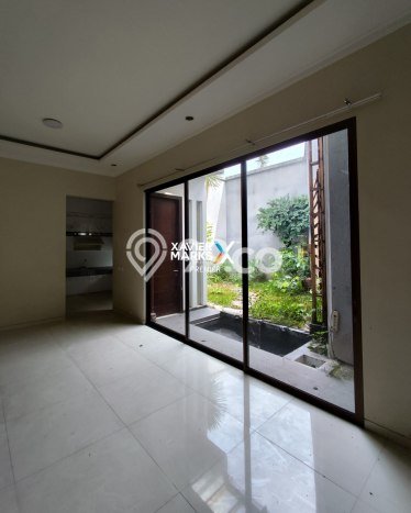 Rumah Mewah dengan Luas Tanah 216m2m² di Kawasan Elite , Malang Rumah Mewah dengan Luas Tanah 216m2m² di Kawasan Elite , Malang