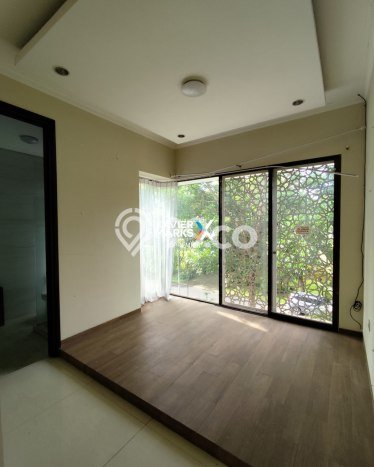 Rumah Mewah dengan Luas Tanah 216m2m² di Kawasan Elite , Malang Rumah Mewah dengan Luas Tanah 216m2m² di Kawasan Elite , Malang