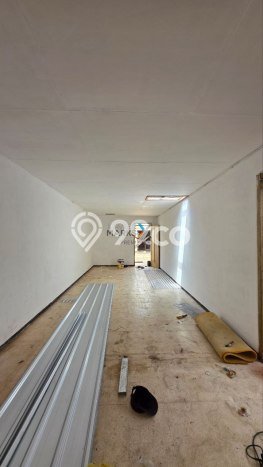 Siap Huni Rumah Mewah 5 Kamar di Blimbing Dekat ke Mana Saja Siap Huni Rumah Mewah 5 Kamar di Blimbing Dekat ke Mana Saja