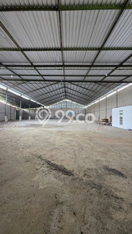Unit Gudang Dijual di Bululawang Malang Luas Tanah 2000m2, Luas Bangunan 1800m2 Unit Gudang Dijual di Bululawang Malang Luas Tanah 2000m2, Luas Bangunan 1800m2