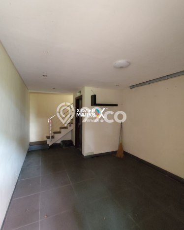 Rumah Mewah dengan Luas Tanah 216m2m² di Kawasan Elite , Malang Rumah Mewah dengan Luas Tanah 216m2m² di Kawasan Elite , Malang