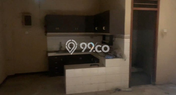 Unit Ruko Dijual di Karangrejo Magetan Luas Tanah 207m2, Luas Bangunan 300m2 Unit Ruko Dijual di Karangrejo Magetan Luas Tanah 207m2, Luas Bangunan 300m2