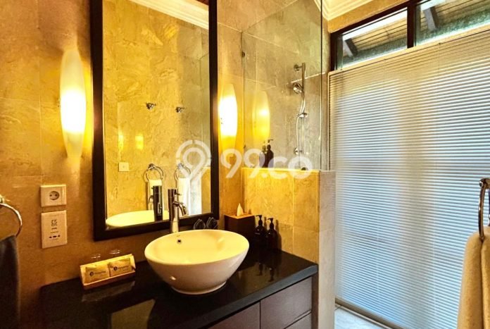 Vila di , Dimensi 808m2m², Cocok untuk hunian Anda Vila di , Dimensi 808m2m², Cocok untuk hunian Anda