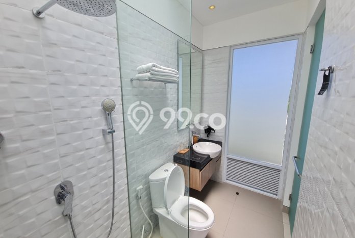 LOKASI STRATEGIS! Vila Kawasan , Area 405m2m², Area Potensial LOKASI STRATEGIS! Vila Kawasan , Area 405m2m², Area Potensial
