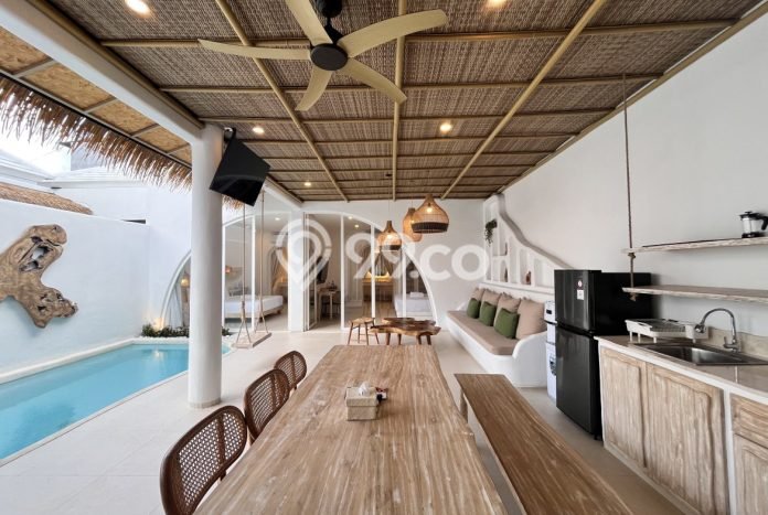FOR SALE! Vila Kawasan Uluwatu, Area 245m2m², Dekat Mudah Pusat Kota FOR SALE! Vila Kawasan Uluwatu, Area 245m2m², Dekat Mudah Pusat Kota