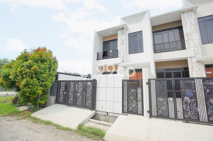 For Sale Hunian Rumah Terawat 3 Kamar di Harapan Indah, Bekasi For Sale Hunian Rumah Terawat 3 Kamar di Harapan Indah, Bekasi