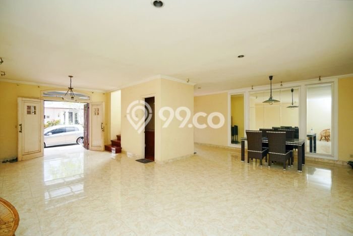 Rumah Strategis Modern Lb 165m2 di Cimanggis, Depok Rumah Strategis Modern Lb 165m2 di Cimanggis, Depok