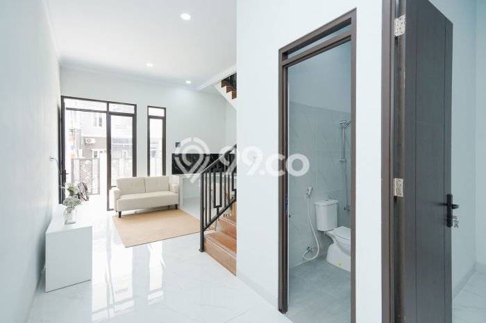Rumah Strategis Minimalis Lb 100m2 di Medan Satria, Bekasi Rumah Strategis Minimalis Lb 100m2 di Medan Satria, Bekasi