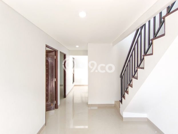 For Sale Rumah 3 Kamar Lokasi Strategis Nyaman dan Strategis di Sawangan For Sale Rumah 3 Kamar Lokasi Strategis Nyaman dan Strategis di Sawangan