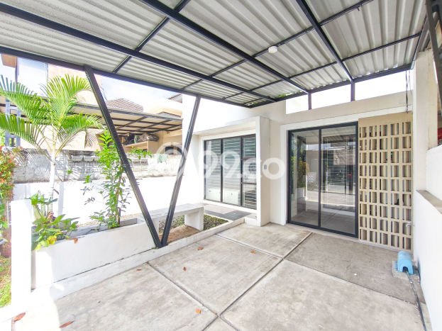 Dijual Rumah Strategis Bagus Punya 2 KT di Sepatan Tangerang SHM Dijual Rumah Strategis Bagus Punya 2 KT di Sepatan Tangerang SHM