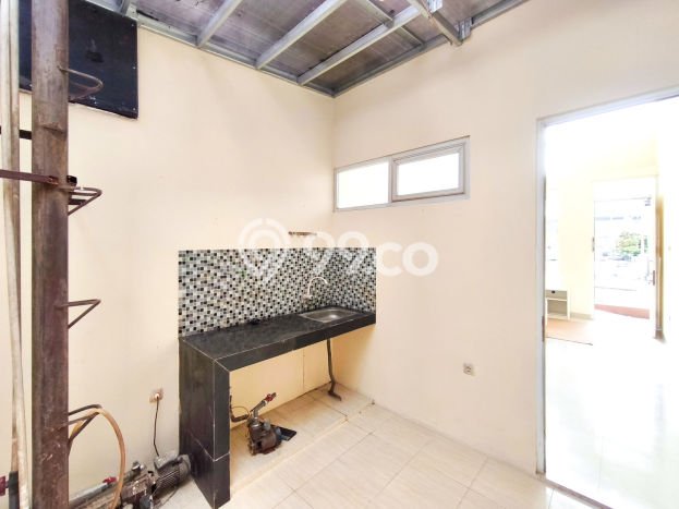 Dijual Rumah 2 Kamar Lokasi Ideal Nyaman dan Strategis di Serpong Dijual Rumah 2 Kamar Lokasi Ideal Nyaman dan Strategis di Serpong