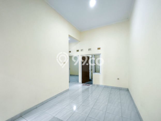 Rumah Modern Cantik 3 KT Bisa Langsung Pindah di Cibinong Rumah Modern Cantik 3 KT Bisa Langsung Pindah di Cibinong