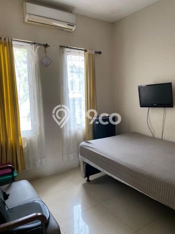Rumah Modern 4 KT di Kota Wisata Bogor Rumah Modern 4 KT di Kota Wisata Bogor