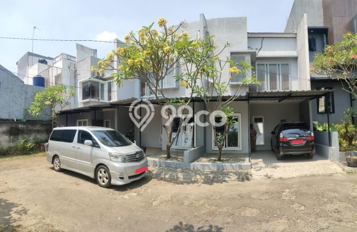 Hunian Mewah Dijual LT 120m2 di Ciputat Timur, Tangerang Selatan Hunian Mewah Dijual LT 120m2 di Ciputat Timur, Tangerang Selatan