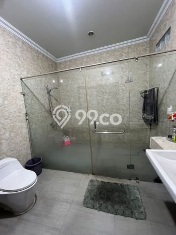 Jual Rumah Strategis Bagus Punya 2 KT di Karawaci Tangerang SHM Jual Rumah Strategis Bagus Punya 2 KT di Karawaci Tangerang SHM