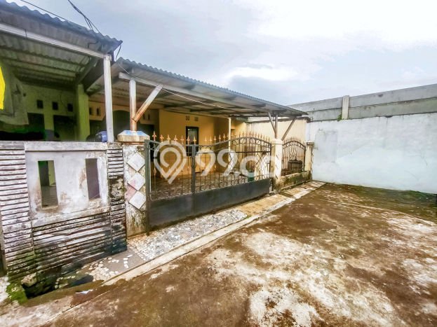 Rumah Modern LB/LT 45m2/86m2 Dijual di Kota Wisata, Bogor Rumah Modern LB/LT 45m2/86m2 Dijual di Kota Wisata, Bogor