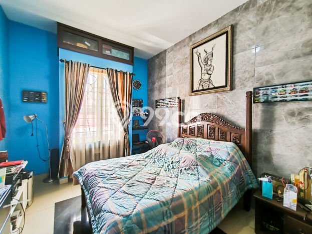 Siap Huni Rumah Mewah 4 Kamar di Ciracas Dekat ke Mana Saja Siap Huni Rumah Mewah 4 Kamar di Ciracas Dekat ke Mana Saja