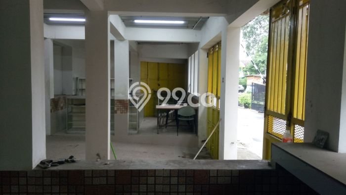 Ready to Use! Luxury House LT 250m2 Desain Elegan di Bekasi Ready to Use! Luxury House LT 250m2 Desain Elegan di Bekasi