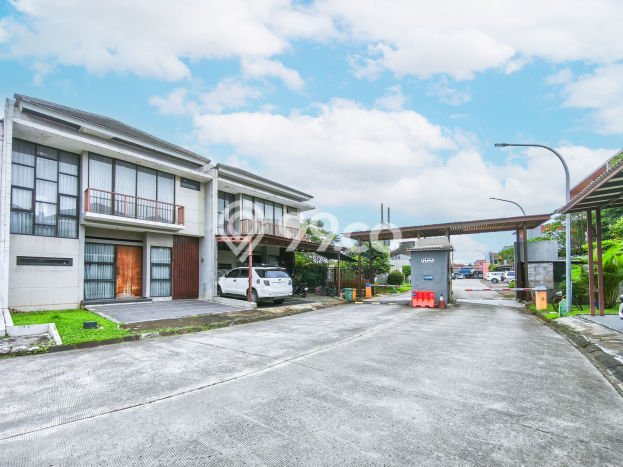 Rumah Modern Minimalis 3 KT Bisa Langsung Pindah di Bojong Gede Rumah Modern Minimalis 3 KT Bisa Langsung Pindah di Bojong Gede