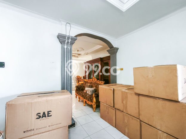 Dijual Rumah Strategis Bagus Punya 7 KT di Beji Depok SHM Dijual Rumah Strategis Bagus Punya 7 KT di Beji Depok SHM