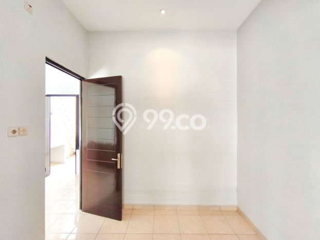 Dijual Rumah Strategis Bagus Punya 2 KT di Sepatan Tangerang SHM Dijual Rumah Strategis Bagus Punya 2 KT di Sepatan Tangerang SHM