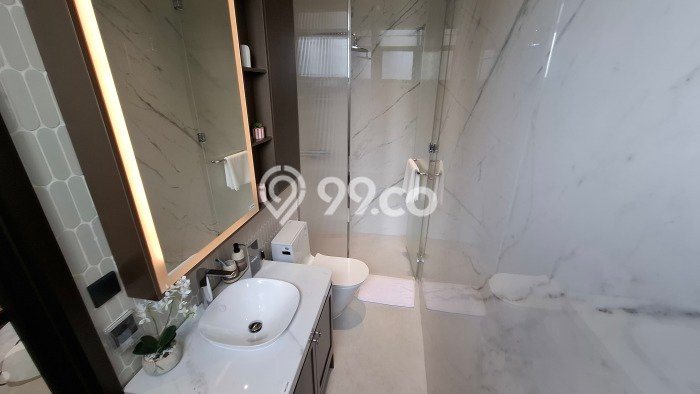Jual Rumah Mewah Elegan Dengan View Cantik di Gading Serpong, Tangerang Jual Rumah Mewah Elegan Dengan View Cantik di Gading Serpong, Tangerang