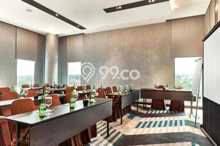 Hotel di Telukjambe Barat, Luas 9009m2m², Jalan Utama, Area Strategis Hotel di Telukjambe Barat, Luas 9009m2m², Jalan Utama, Area Strategis
