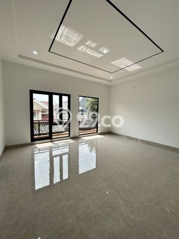 Rumah Elit Modern Tanpa Renovasi di BSD Kencana Loka Tangerang Rumah Elit Modern Tanpa Renovasi di BSD Kencana Loka Tangerang