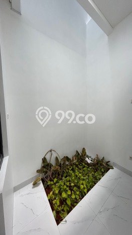 Jual Rumah Modern 3 KT di BSD Nusaloka, Tangerang Jual Rumah Modern 3 KT di BSD Nusaloka, Tangerang