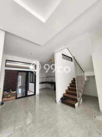 Rumah Elit Modern Tanpa Renovasi di BSD Nusaloka Tangerang Rumah Elit Modern Tanpa Renovasi di BSD Nusaloka Tangerang