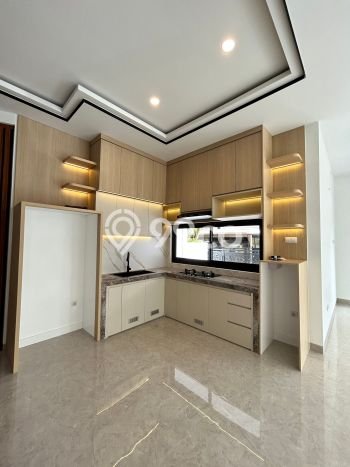 Rumah Elit Modern Tanpa Renovasi di BSD Kencana Loka Tangerang Rumah Elit Modern Tanpa Renovasi di BSD Kencana Loka Tangerang