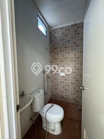 Sewa Rumah Murah di BSD Sevilla Tangerang dengan 3 Kamar Tidur Sewa Rumah Murah di BSD Sevilla Tangerang dengan 3 Kamar Tidur