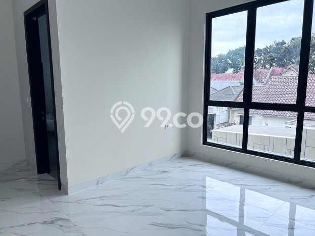For Sale! Premium House LT 158m2 Desain Elegan di BSD Griya Loka For Sale! Premium House LT 158m2 Desain Elegan di BSD Griya Loka