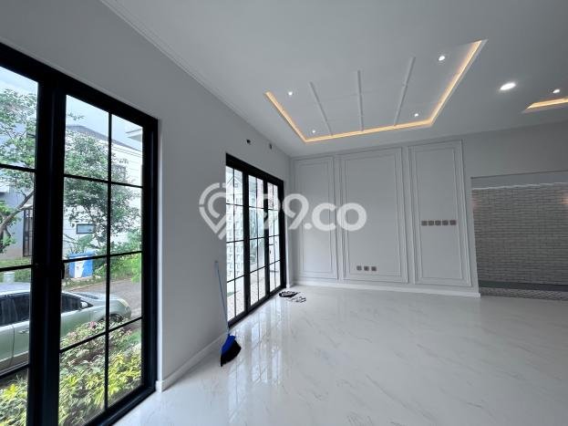 Rumah Mewah Akses Mudah di Tangerang Semi Furnished Rumah Mewah Akses Mudah di Tangerang Semi Furnished
