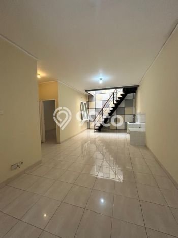 Sewa Rumah Murah di BSD Sevilla Tangerang dengan 3 Kamar Tidur Sewa Rumah Murah di BSD Sevilla Tangerang dengan 3 Kamar Tidur