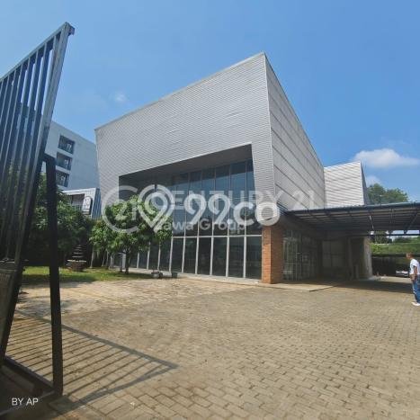 Untuk Dijual! Komersial di Gading Serpong Tangerang LT 1470m2 / LB 442m2 Kawasan Strategis Untuk Dijual! Komersial di Gading Serpong Tangerang LT 1470m2 / LB 442m2 Kawasan Strategis