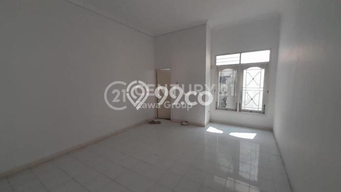For Sale! Luxury House LT 307m2 Desain Elegan di Fatmawati For Sale! Luxury House LT 307m2 Desain Elegan di Fatmawati