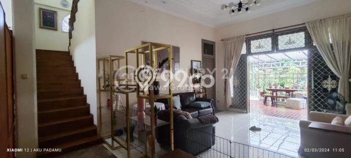 Dijual Rumah Mewah Elegan Dengan View Cantik di Cinere, Jakarta Selatan Dijual Rumah Mewah Elegan Dengan View Cantik di Cinere, Jakarta Selatan