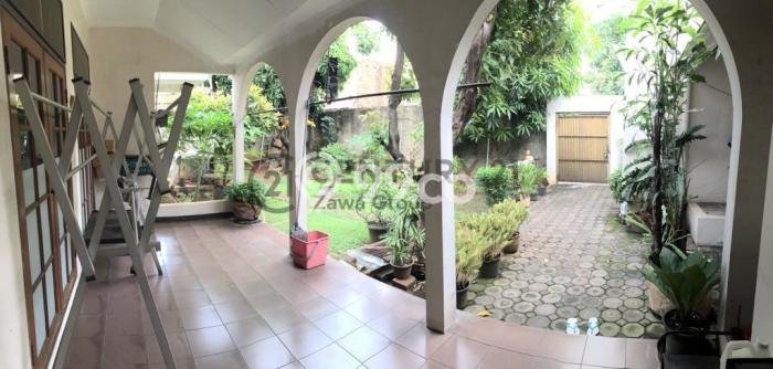 Ready to Use! Luxury House LT 1045m2 Desain Elegan di Tanjung Duren Ready to Use! Luxury House LT 1045m2 Desain Elegan di Tanjung Duren