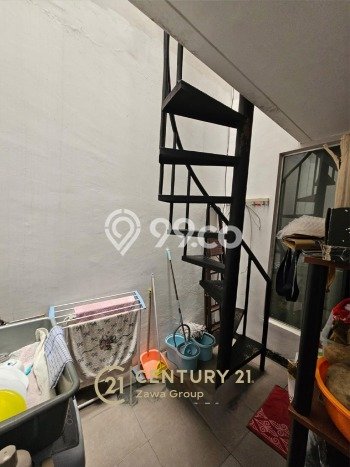 Dijual Hunian Mewah dengan Fasilitas Sekitar Komplit di Cipondoh, Tangerang Dijual Hunian Mewah dengan Fasilitas Sekitar Komplit di Cipondoh, Tangerang