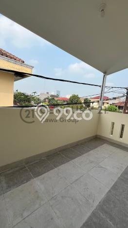 Rumah Elit LB 192m2 Siap Pakai Desain Elegan di Duri Kepa, Jakarta Barat Rumah Elit LB 192m2 Siap Pakai Desain Elegan di Duri Kepa, Jakarta Barat