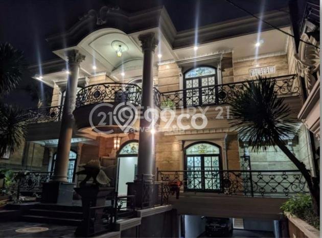 Hunian Mewah Dijual LT 925m2 di Menteng, Jakarta Pusat Hunian Mewah Dijual LT 925m2 di Menteng, Jakarta Pusat