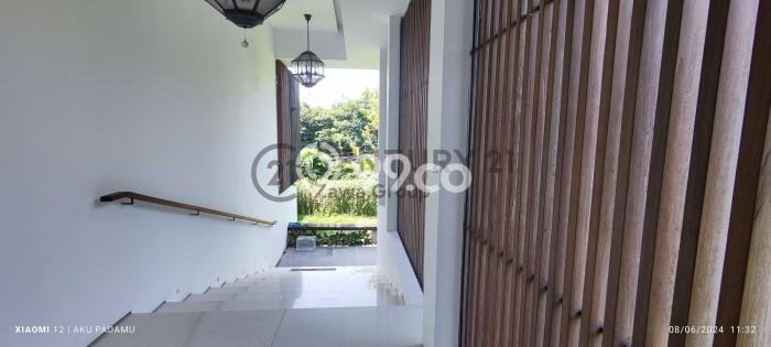 For Sale! Luxury House LT 863m2 Desain Modern di Radio Dalam For Sale! Luxury House LT 863m2 Desain Modern di Radio Dalam