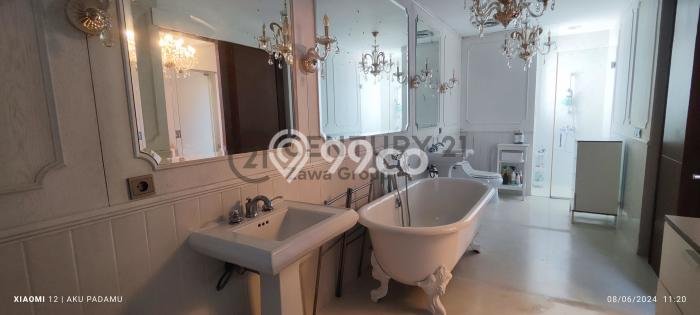 For Sale! Luxury House LT 863m2 Desain Modern di Radio Dalam For Sale! Luxury House LT 863m2 Desain Modern di Radio Dalam