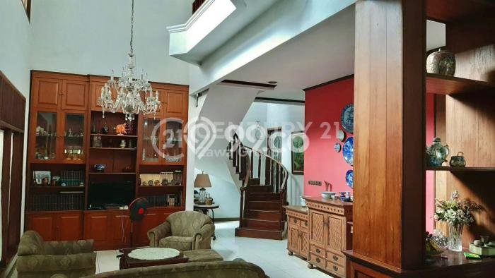 Rumah Elit Modern Tanpa Renovasi di Bintaro Tangerang Selatan Rumah Elit Modern Tanpa Renovasi di Bintaro Tangerang Selatan
