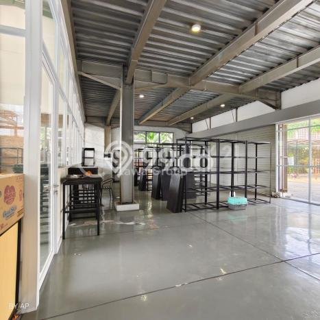 Untuk Dijual! Komersial di Gading Serpong Tangerang LT 1470m2 / LB 442m2 Kawasan Strategis Untuk Dijual! Komersial di Gading Serpong Tangerang LT 1470m2 / LB 442m2 Kawasan Strategis