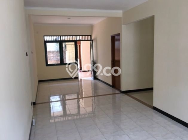 Hunian Elit LB 110m2 Siap Pakai Desain Elegan di Bintaro, Tangerang Selatan Hunian Elit LB 110m2 Siap Pakai Desain Elegan di Bintaro, Tangerang Selatan