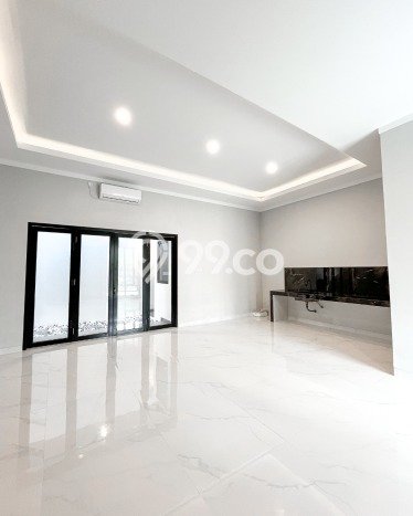 Ready to Use! Premium House LT 120m2 Desain Modern di Graha Raya Ready to Use! Premium House LT 120m2 Desain Modern di Graha Raya