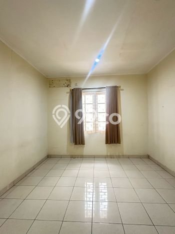 Rumah Minimalis 3 KT di BSD City Tangerang Semi Furnished Rumah Minimalis 3 KT di BSD City Tangerang Semi Furnished