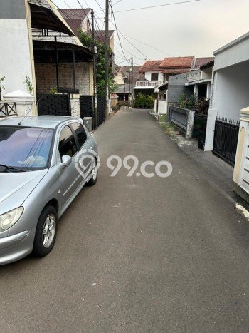 Rumah LT 163m² / LB 180m² Pemandangan Kota di Pondok Ranji, Tangerang Rumah LT 163m² / LB 180m² Pemandangan Kota di Pondok Ranji, Tangerang